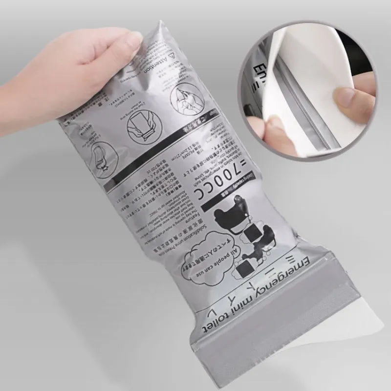 4PCS Outdoor Emergency Urinate Bags 700ml Easy Take Piss Bags Travel Mini Mobile Toilet for Baby Women Men Vomit Bag